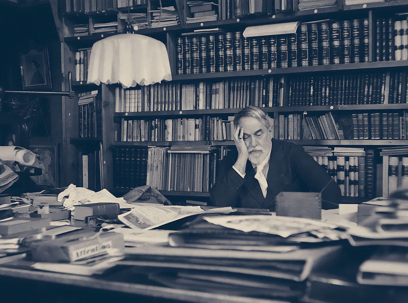 Mariano Fortuny « le cabinet de curiosités d’un artisan-magicien de la modernité » - La Spirale.org